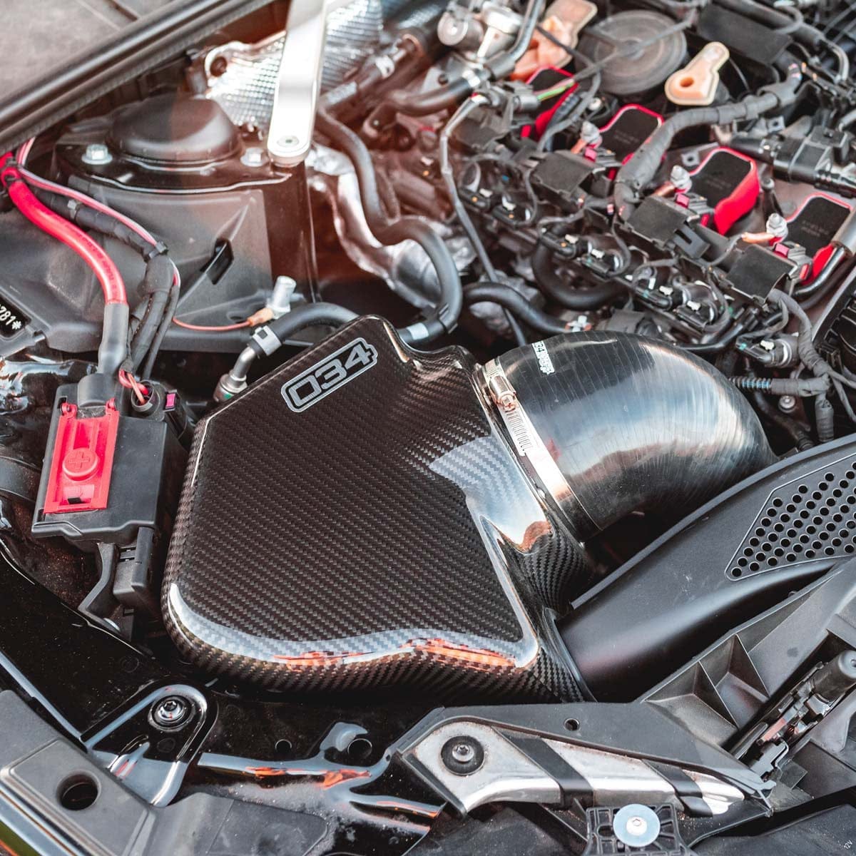 034 Motorsport - Audi B9 A4/A5 2.0 TFSI X34 Carbon Fibre Cold Air Intake - 034-108-1051
