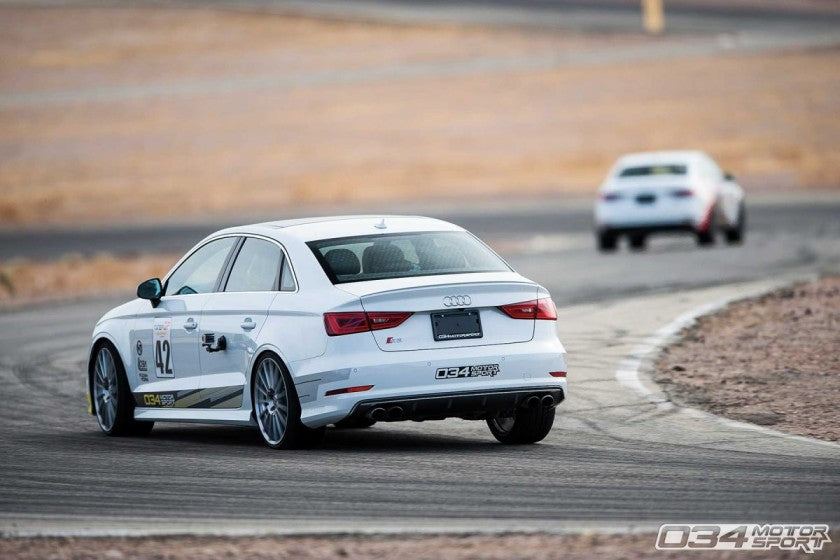034 Motorsport - Carbon Fibre Engine Cover - Audi 8V S3 & MK3 Audi TTS - 034-1ZZ-0003